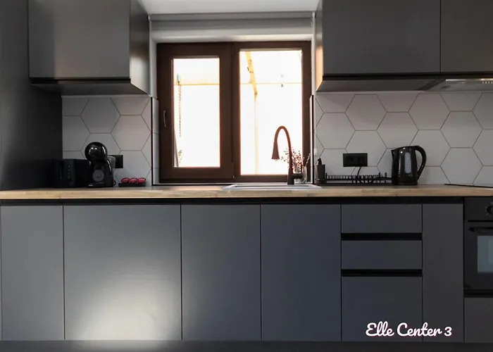 Elle Center By Rv - Center Varna