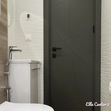 Elle Center By Rv - Center Варна