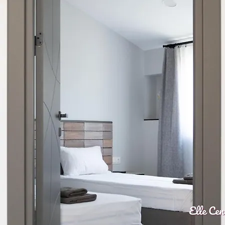 Elle Center By Rv - Center Варна