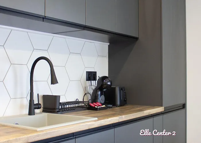 Elle Center By Rv - Center