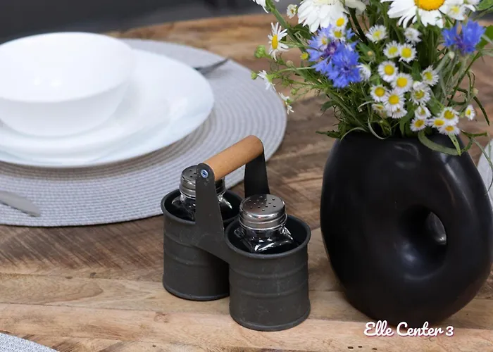 Elle Center By Rv - Center *